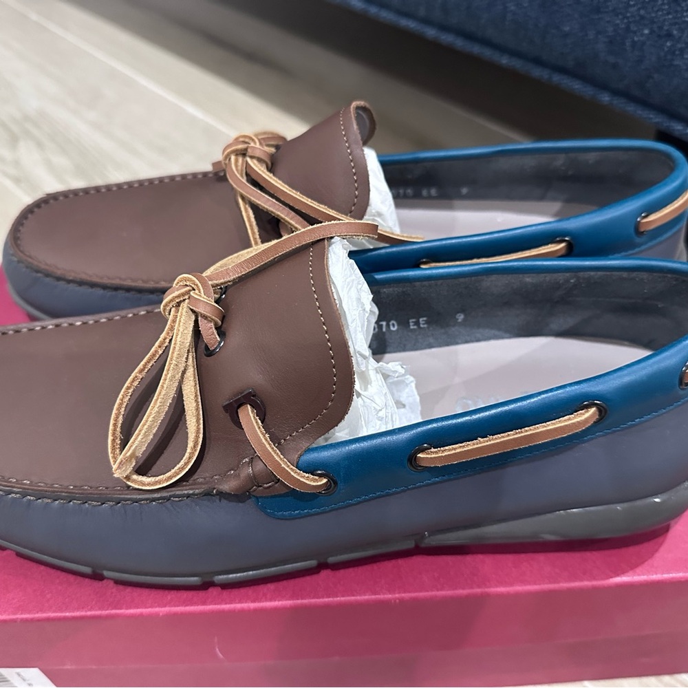Salvatore Ferragamo Men's Brown and Blue Loafers